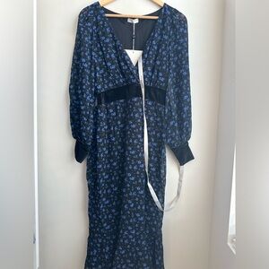 Goddiva Long Sleeve Floral Gown